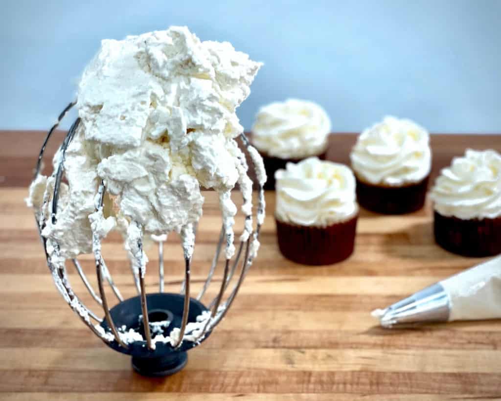 sturdy stabilized whipped cream without gelatin