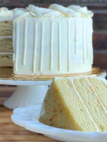 moist vanilla almond cake recipe