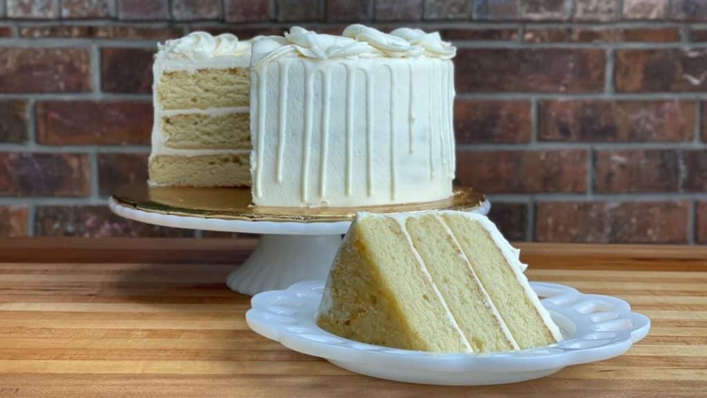 White Almond Wedding Cake | Recipe | Almond wedding cakes, Almond cakes, Cake  recipes