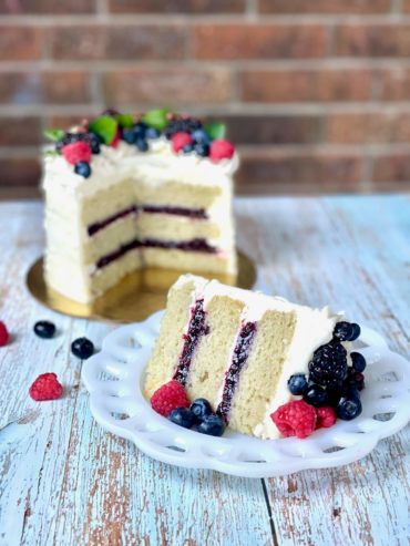 Easy Mixed Berry Cake Filling with Frozen Berries - Amycakes Bakes