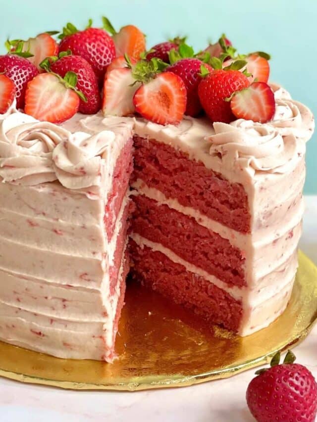 Order Beautiful Bliss Butterscotch Strawberry Cake 1 KG Online From  munflowersncakes,bangalore