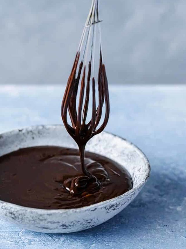 The Easiest Fudgy Chocolate Ganache