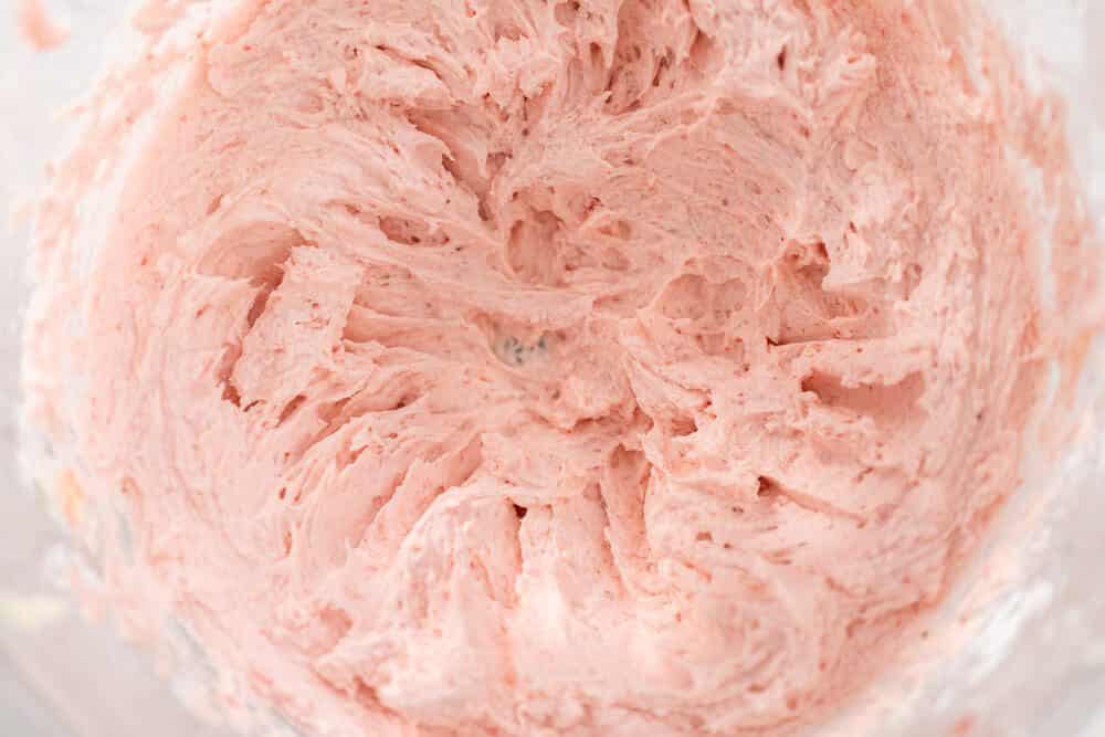 Fluffy Strawberry Cream Cheese Buttercream