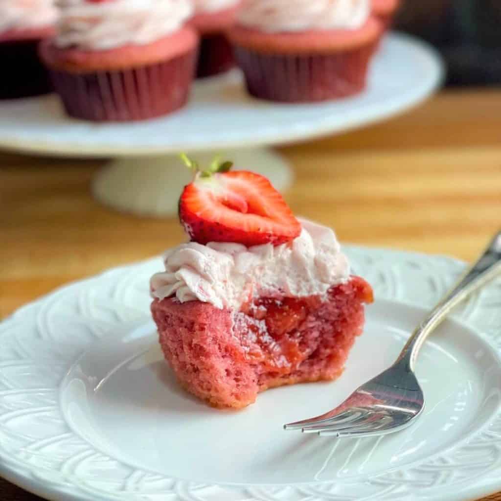 Strawberry Cupcakes with filling