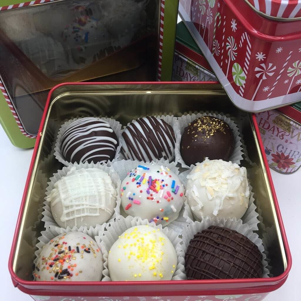 Cake truffle gift tin