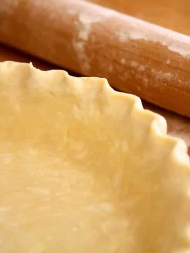 Pie Crust with Egg and Vinegar