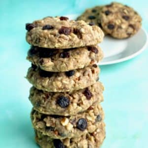 Bakery-Style Chewy Oatmeal Raisin Cookie Recipe by Amycakes Bakes