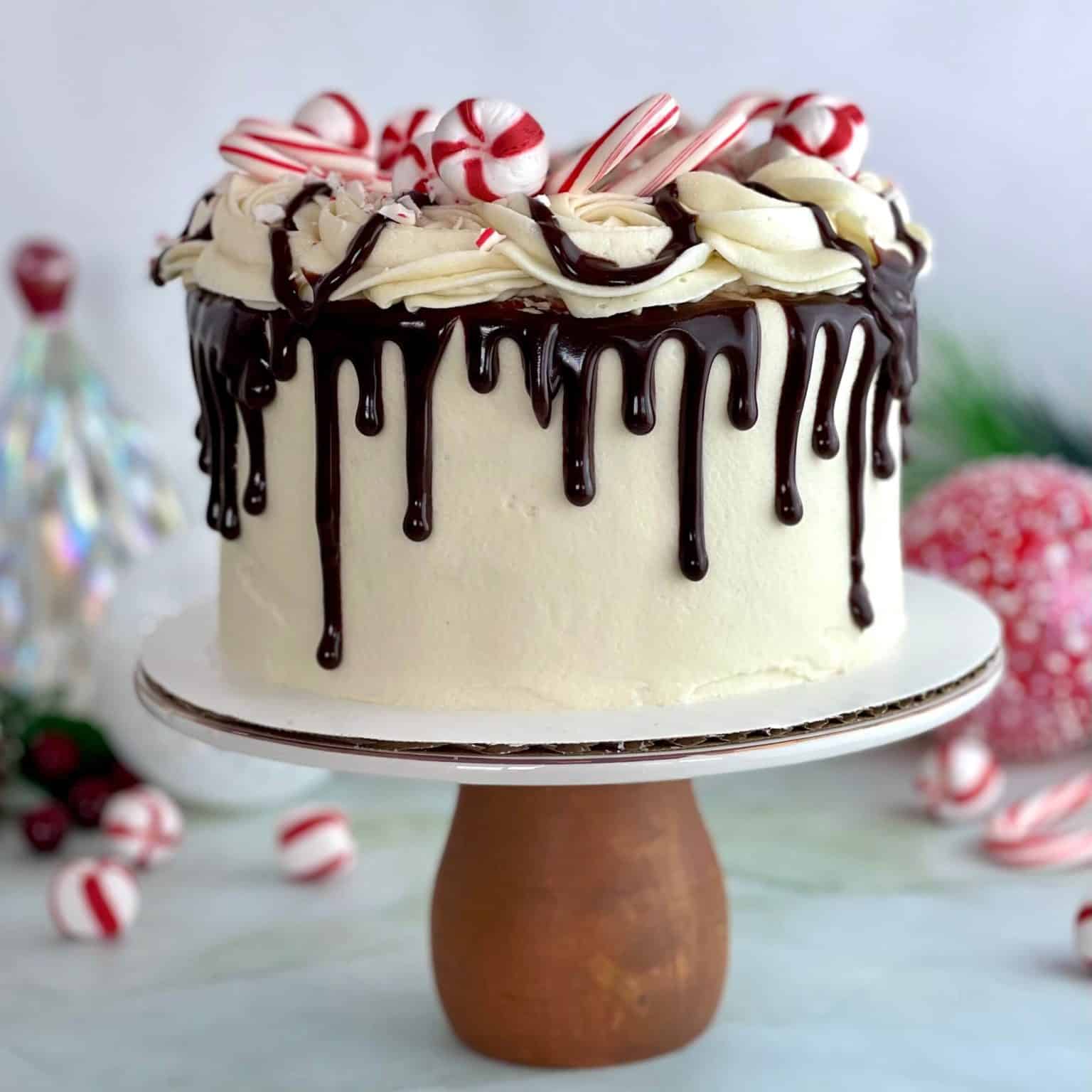 Moist Peppermint Fudge Cake: a Bakery Recipe - Amycakes Bakes