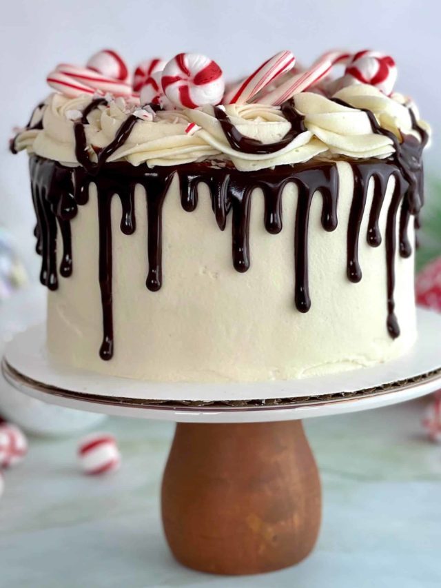 Moist Peppermint Fudge Cake: A Bakery Recipe