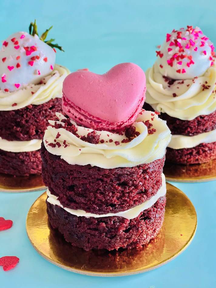 Mini Red Velvet Cakes for Valentines Day Gifts