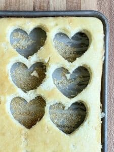 5 Genius Ways to Use Up Leftover Cake Scraps - Amycakes Bakes