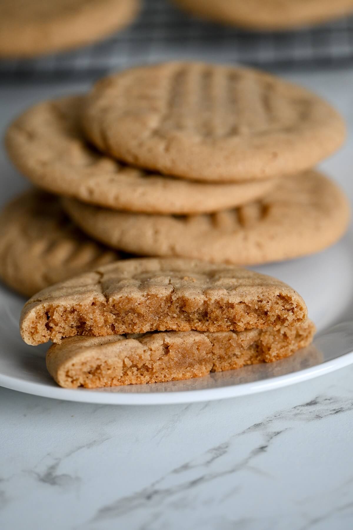 The chewy and soft center of peanut butter cookies.