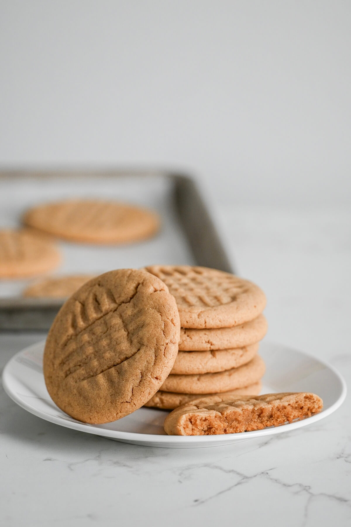 A plate of peanut butter cinnamon cookies.